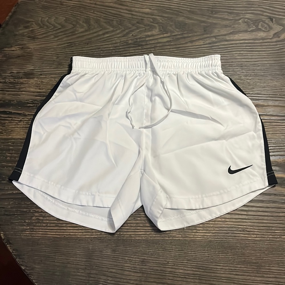 Nike shorts Small